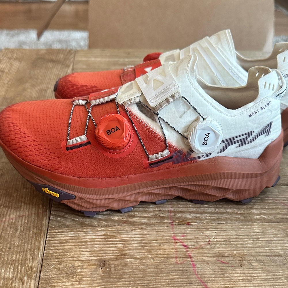 Brand New Altra Mont Blanc Boa